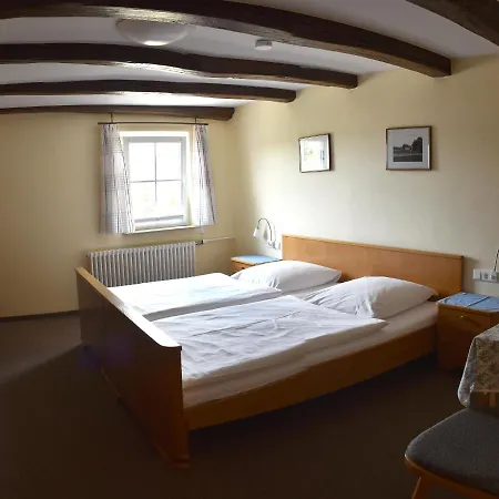Gaestehaus In Der Brueckenstrasse Hotel Jagsthausen