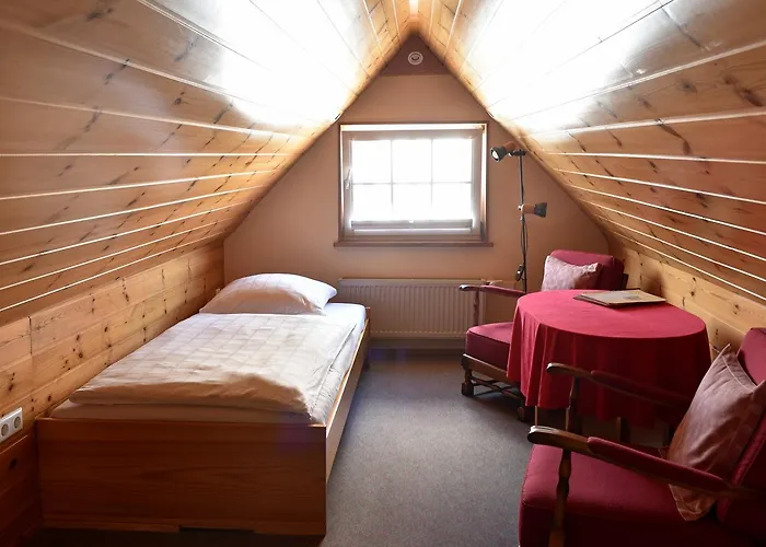 Hotel Gaestehaus In Der Brueckenstrasse 2*